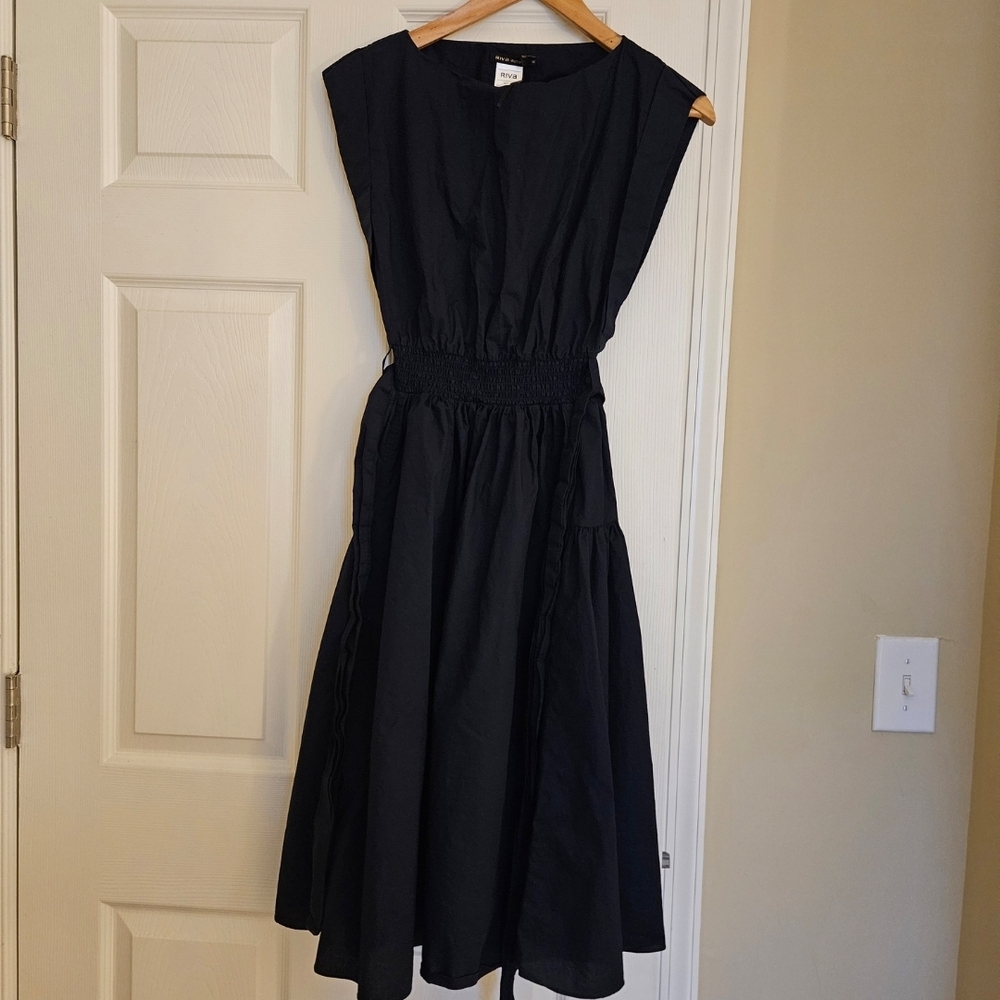 Riva Navy Sleeveless Dress
